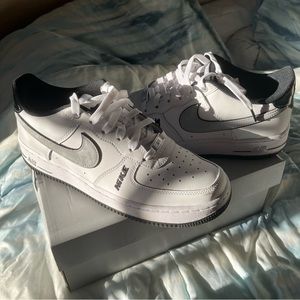 ▪️Nike Air Force 1 Low▪️ '07 LV8 ▪️size: 7Y , W 9, M 7▪️Great condition!